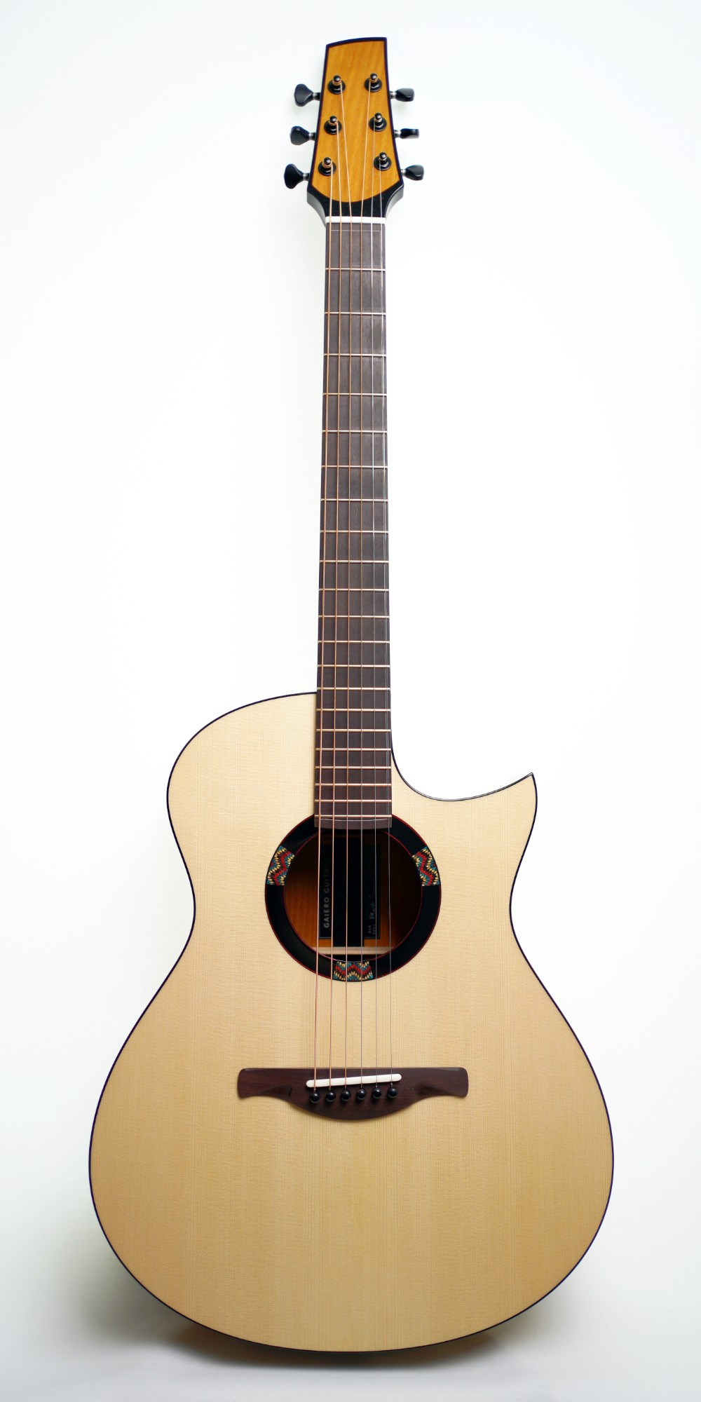 Gaiero Guitars Gaiero OMC Swiss Alpine Spruce/Osage Orange