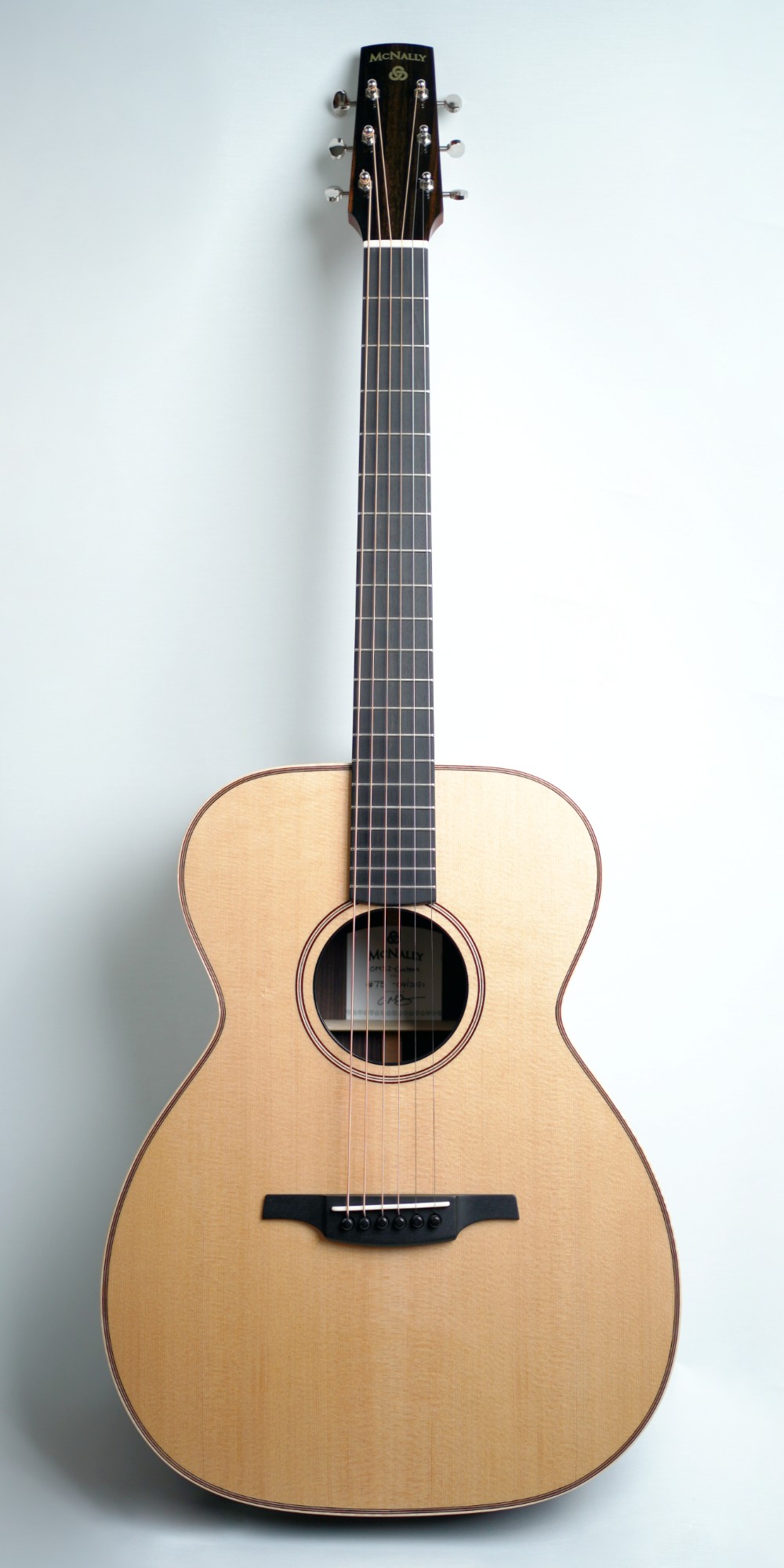McNally Guitars McNally OM 32 Sitka Spruce/East Indian Rosewood